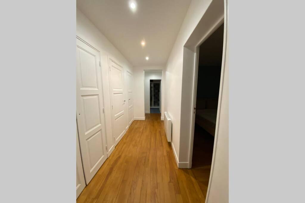 Face - 95m2 - 3ch Vue - 8 Personnes Apartment