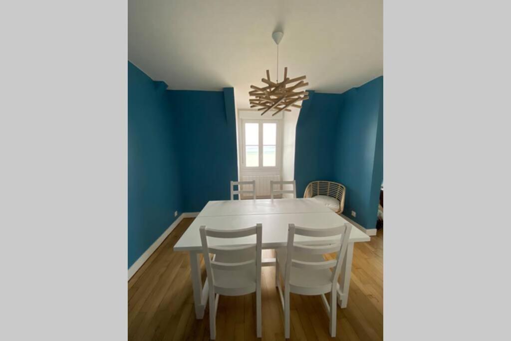 Face - 95m2 - 3ch Vue - 8 Personnes Apartment